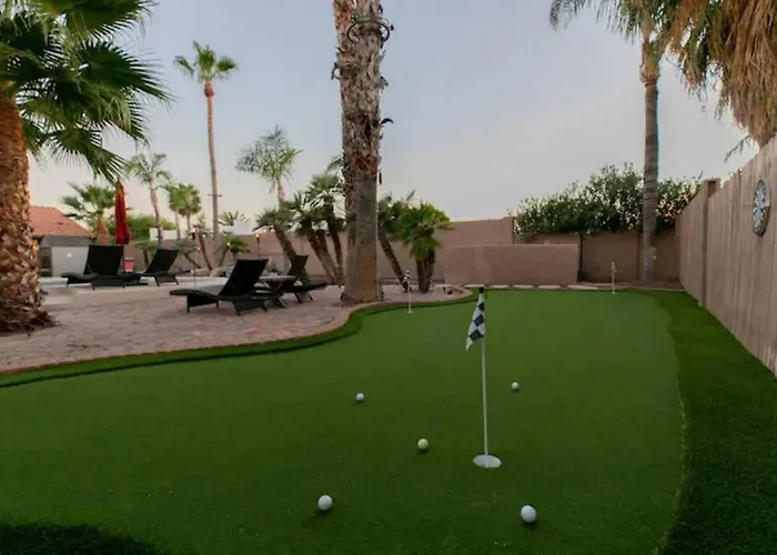 Location In Scottsdale, 8 Bedroom House, Heated Pool, Spa, Game Room, Bbq, Putting Phoenix