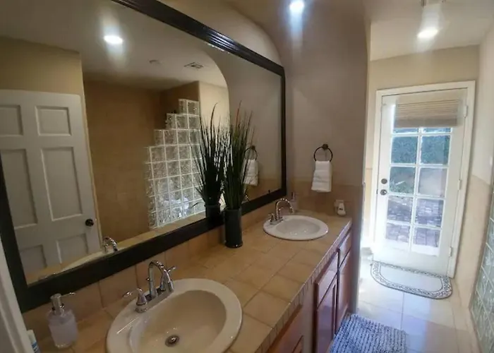 Location In Scottsdale, 8 Bedroom House, Heated Pool, Spa, Game Room, Bbq, Putting * Phoenix