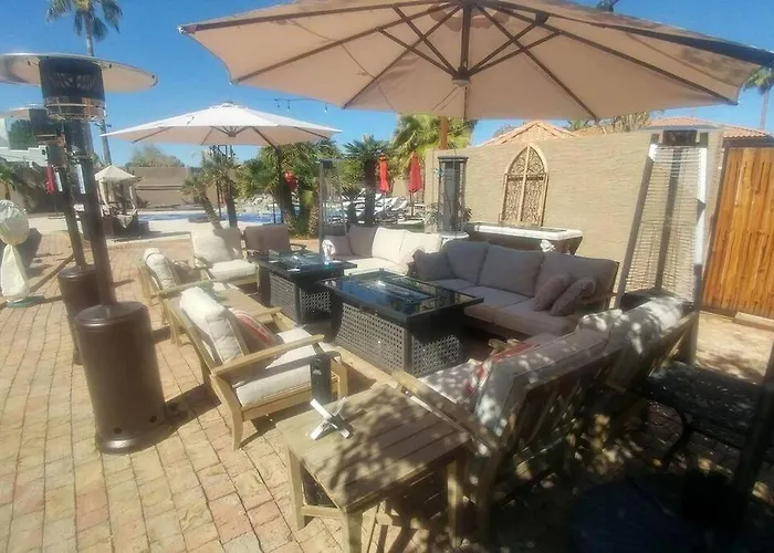 Location In Scottsdale, 8 Bedroom House, Heated Pool, Spa, Game Room, Bbq, Putting