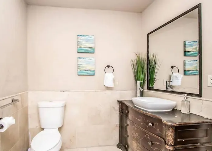 Ferienhaus Location In Scottsdale, 8 Bedroom House, Heated Pool, Spa, Game Room, Bbq, Putting Phoenix