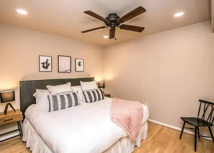 Location In Scottsdale, 8 Bedroom House, Heated Pool, Spa, Game Room, Bbq, Putting Ferienhaus *