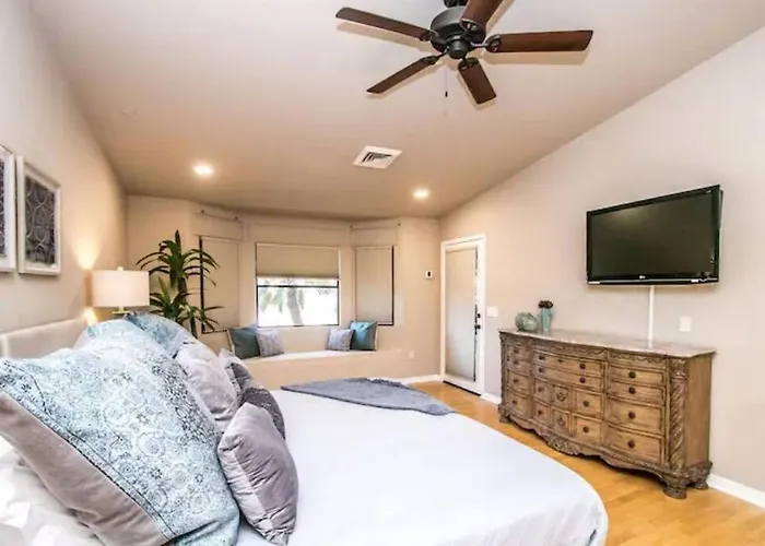 Location In Scottsdale, 8 Bedroom House, Heated Pool, Spa, Game Room, Bbq, Putting Ferienhaus *